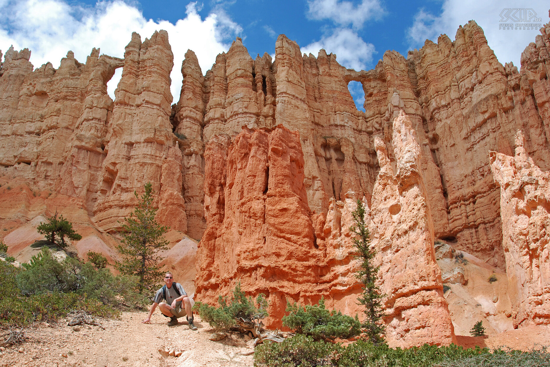 Bryce - Peekaboo Loop Trail - Wall of Windows  Stefan Cruysberghs